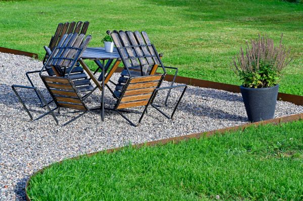 Metal Edging Installation in Albuquerque
